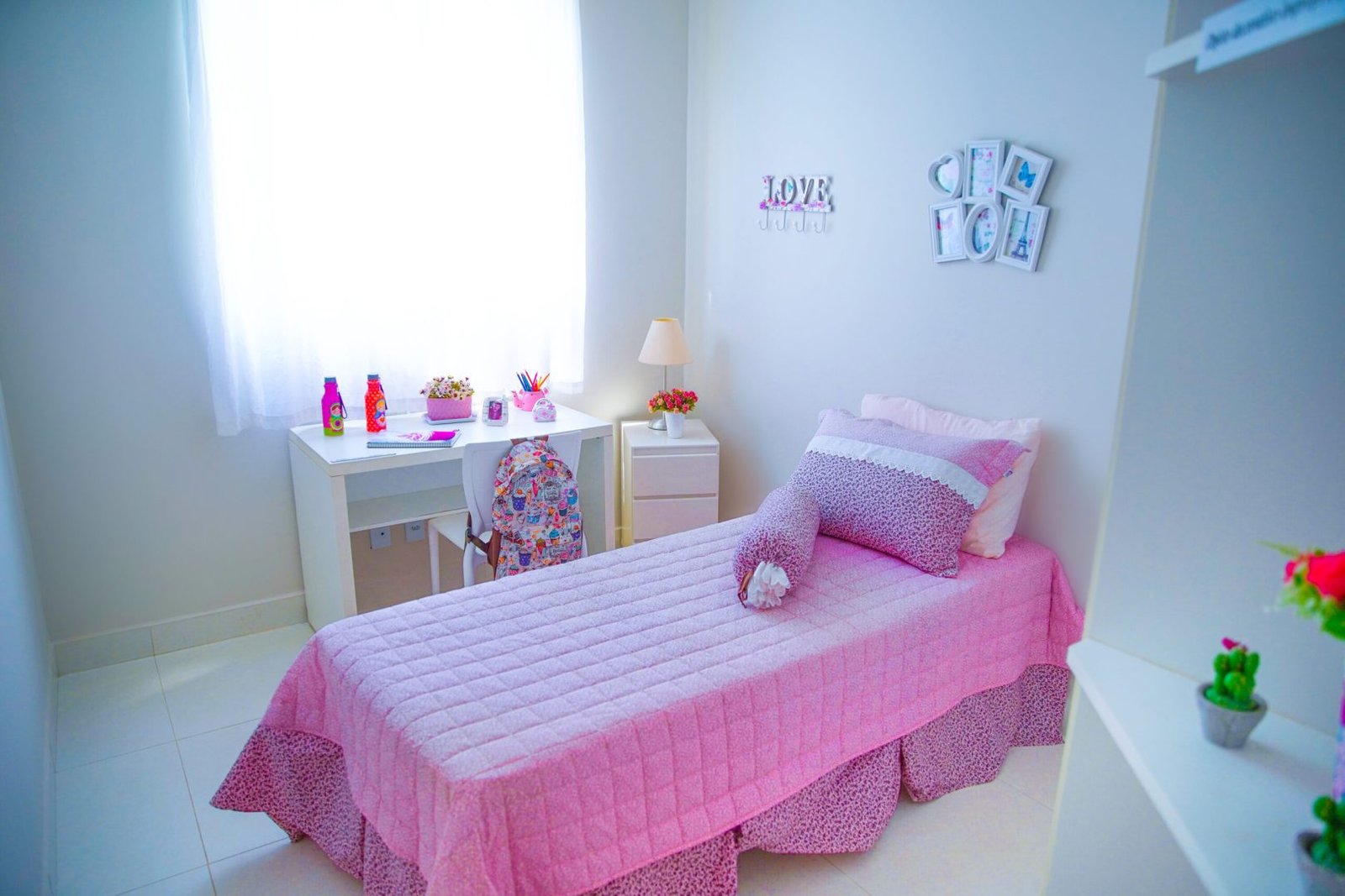 QUARTO SOLTEIRO SEM SUITE